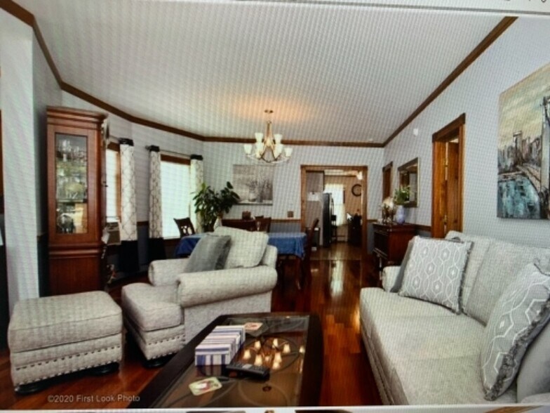 Building Photo - 163 Prospect St