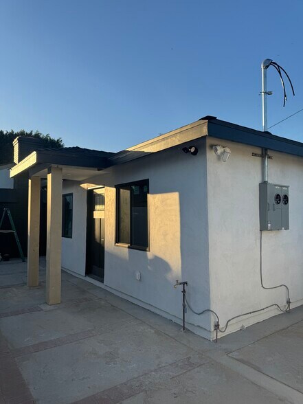 Building Photo - 11720 Utah Ave