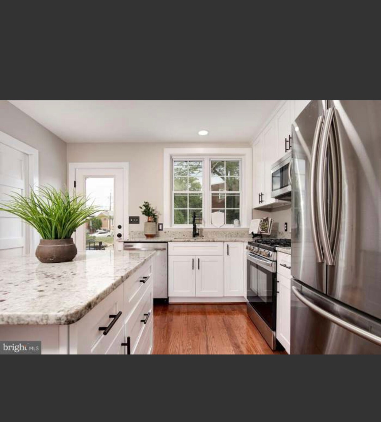 Kitchen - 4208 Fort DuPont Ter SE