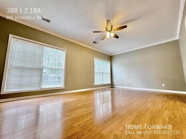 Building Photo - 605 Hopewell Park