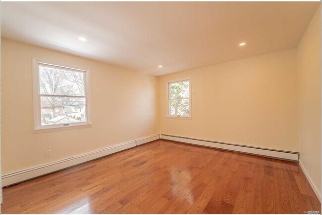 Building Photo - 44 Ruxton St