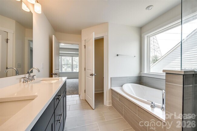Building Photo - 1540 Striped Bass Ln