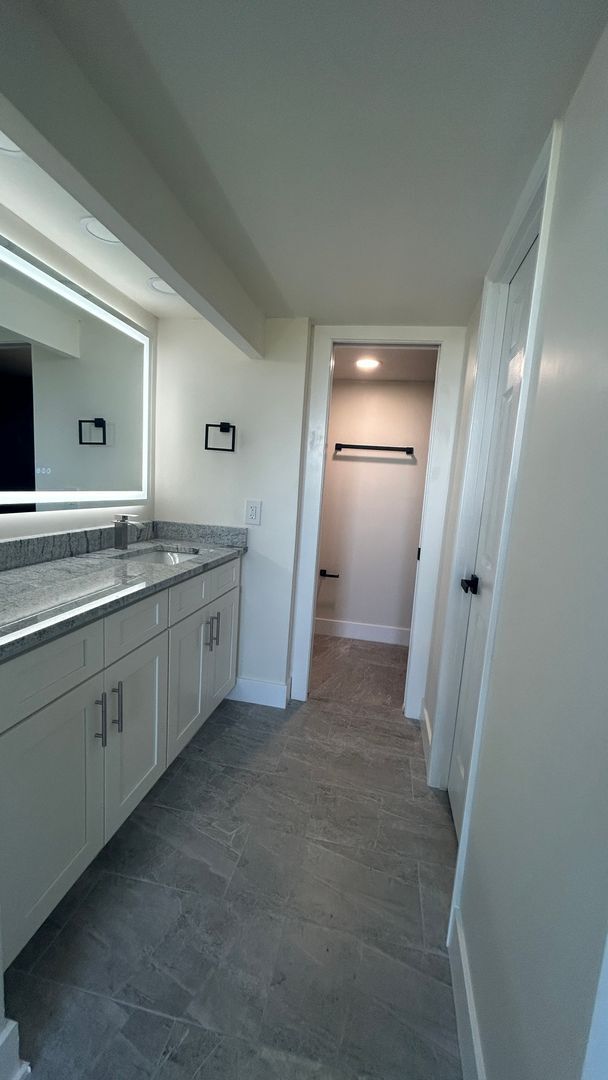 Building Photo - 2618 Cove Cay Dr
