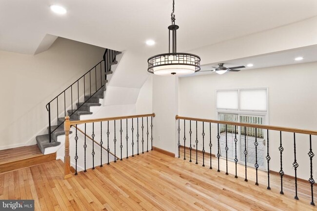 Building Photo - 2410 Alsop Ct