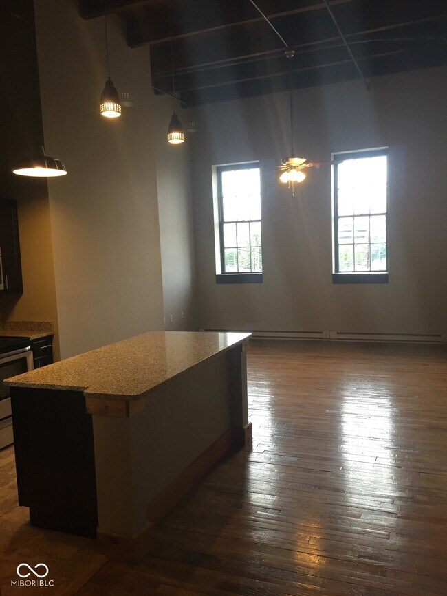 Building Photo - 501 Madison Ave