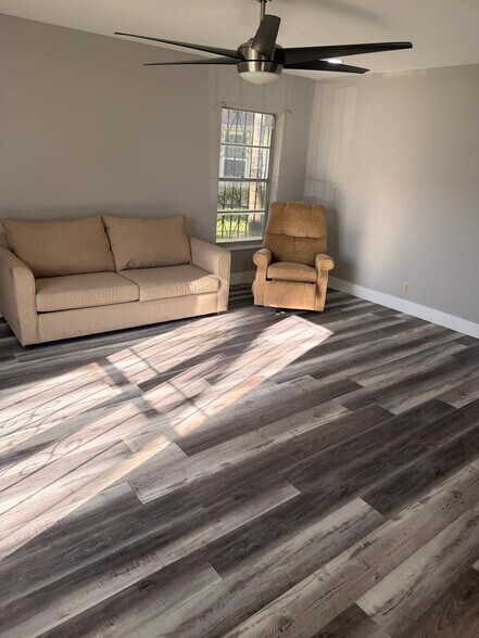 Building Photo - 7179 SW 22nd Pl