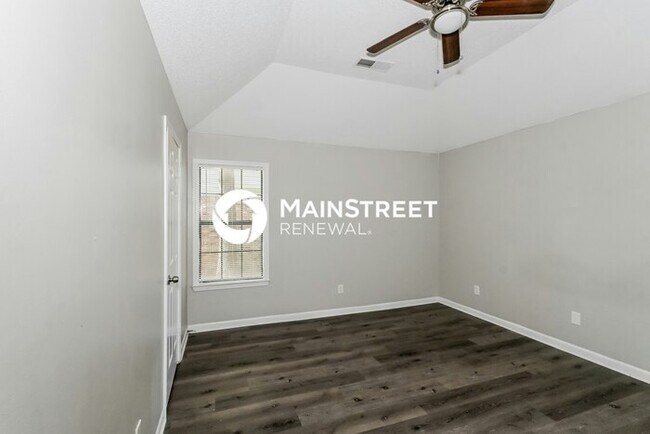 Building Photo - 3 Bedroom Pet-Friendly Home in Olive Branch, MS with Main Street Renewal