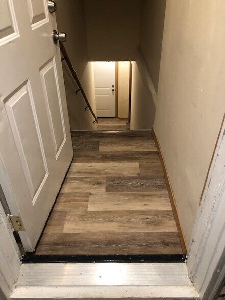 Building Photo - 226 W 33rd St