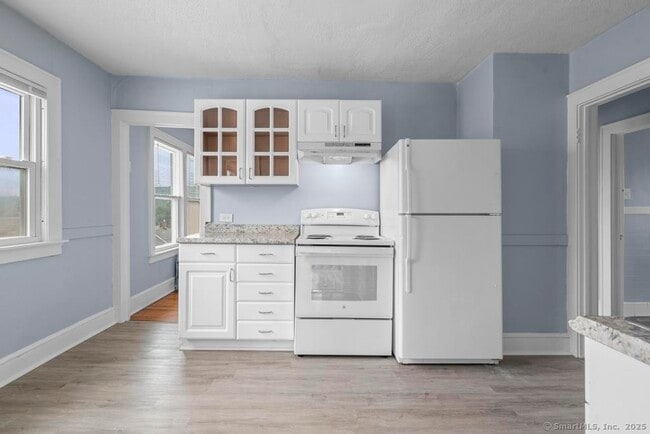 Building Photo - 52 Jacobs St