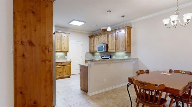 Building Photo - 3805 Silverthorne Ln