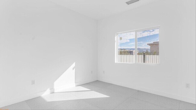 Building Photo - 67670 Buckboard Ln