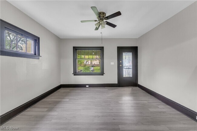 Building Photo - 1144 E 145th St
