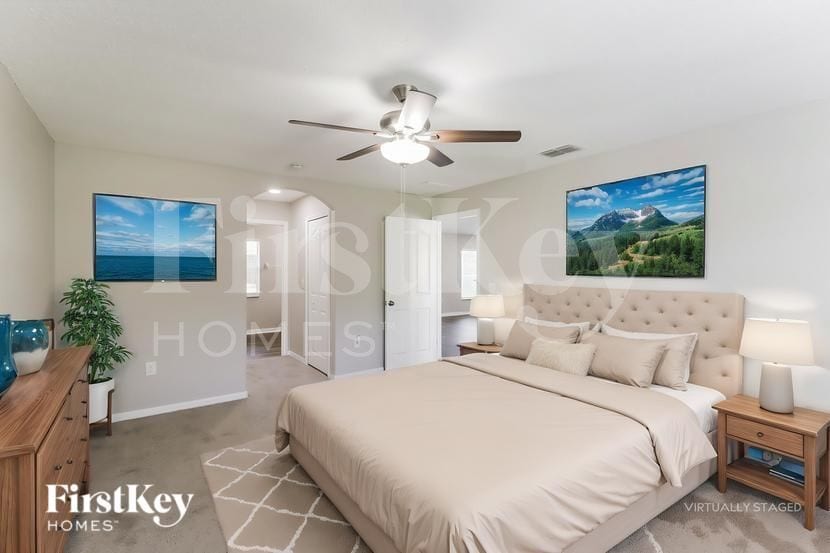 Building Photo - 11040 Red Coach St