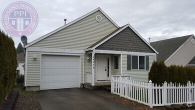 Building Photo - Sandy Pet Friendly Home in Cascadia Villag...