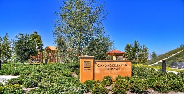 Building Photo - 102 Brindisi