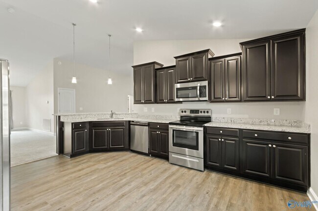 Building Photo - 122 Ardsley Dr