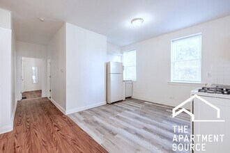 Building Photo - 1900 S Throop St