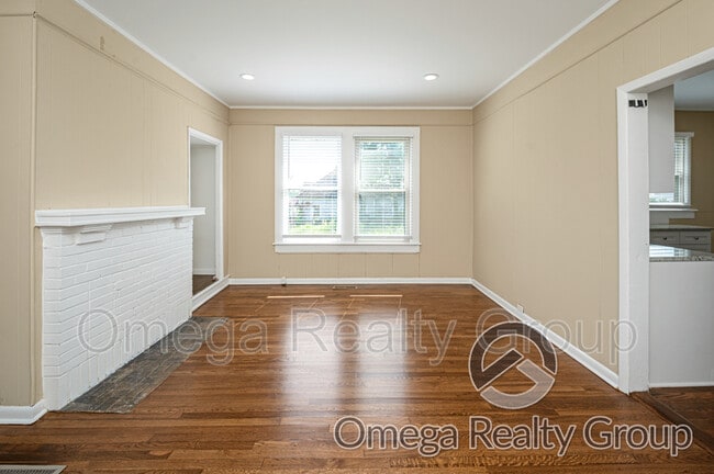 Building Photo - 4216 2nd Ave S