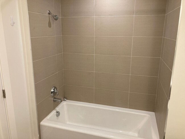 Building Photo - Live at the beach! Modern 2 bedroom 2 bath...