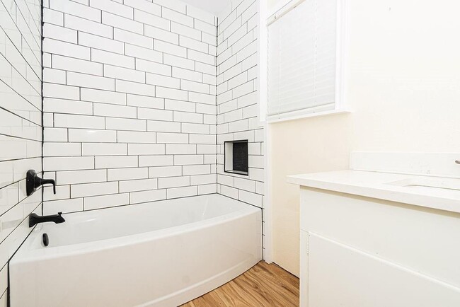 Building Photo - 2018 16th St N