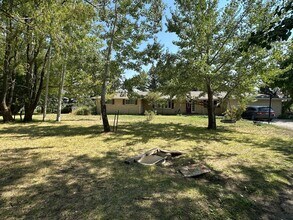 Building Photo - 4 bed 2.5 bath home in Rexburg with GAS AN...