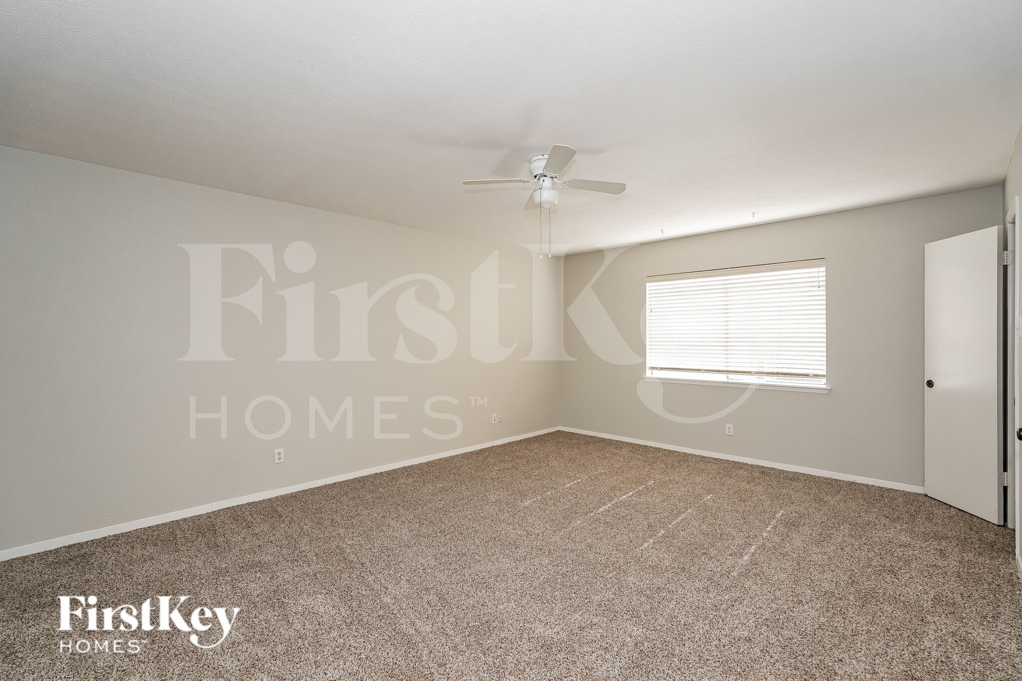 Building Photo - 9814 Emory Oak Cir