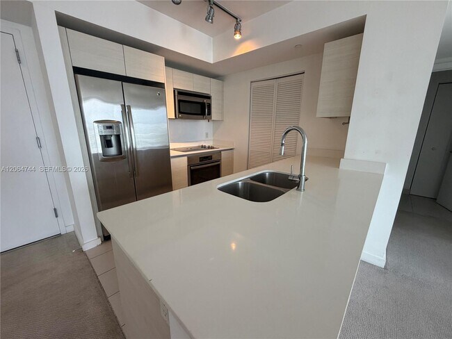 Building Photo - 4250 Biscayne Blvd