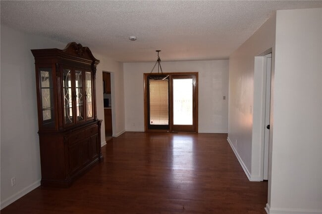 Building Photo - 3626 Blecha Rd