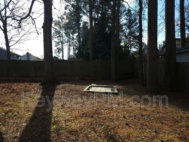 Building Photo - 4756 Red Leaf Way