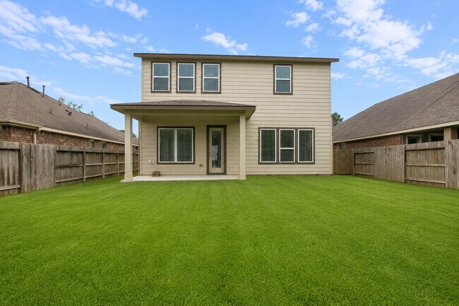 Building Photo - 22503 Miramar Bend Dr