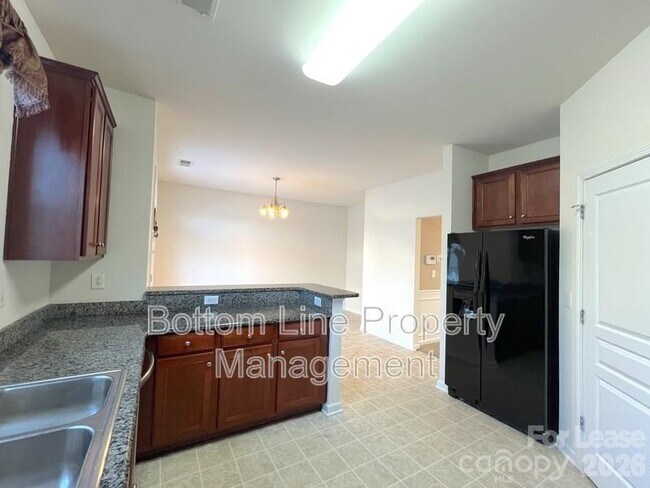 Building Photo - 9737 Tidal Ct