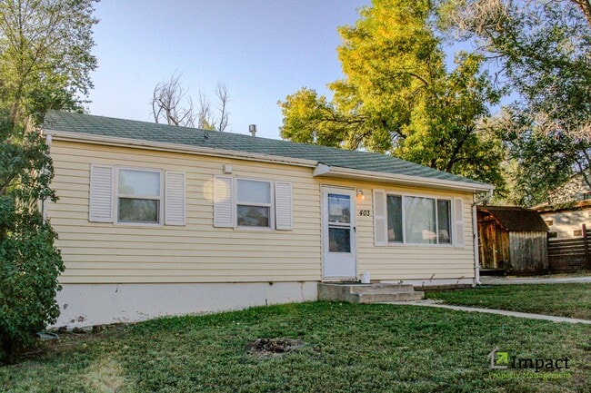 Primary Photo - 403 Burlington Ave