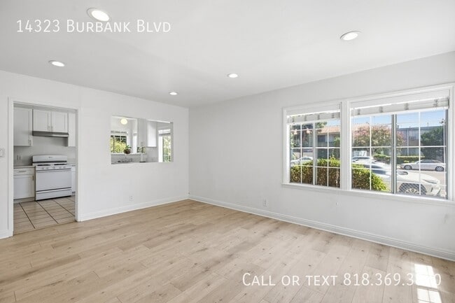 Building Photo - 14323 Burbank Blvd