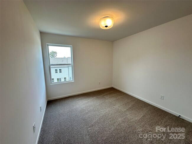 Building Photo - 11026 Pagebrook Ln