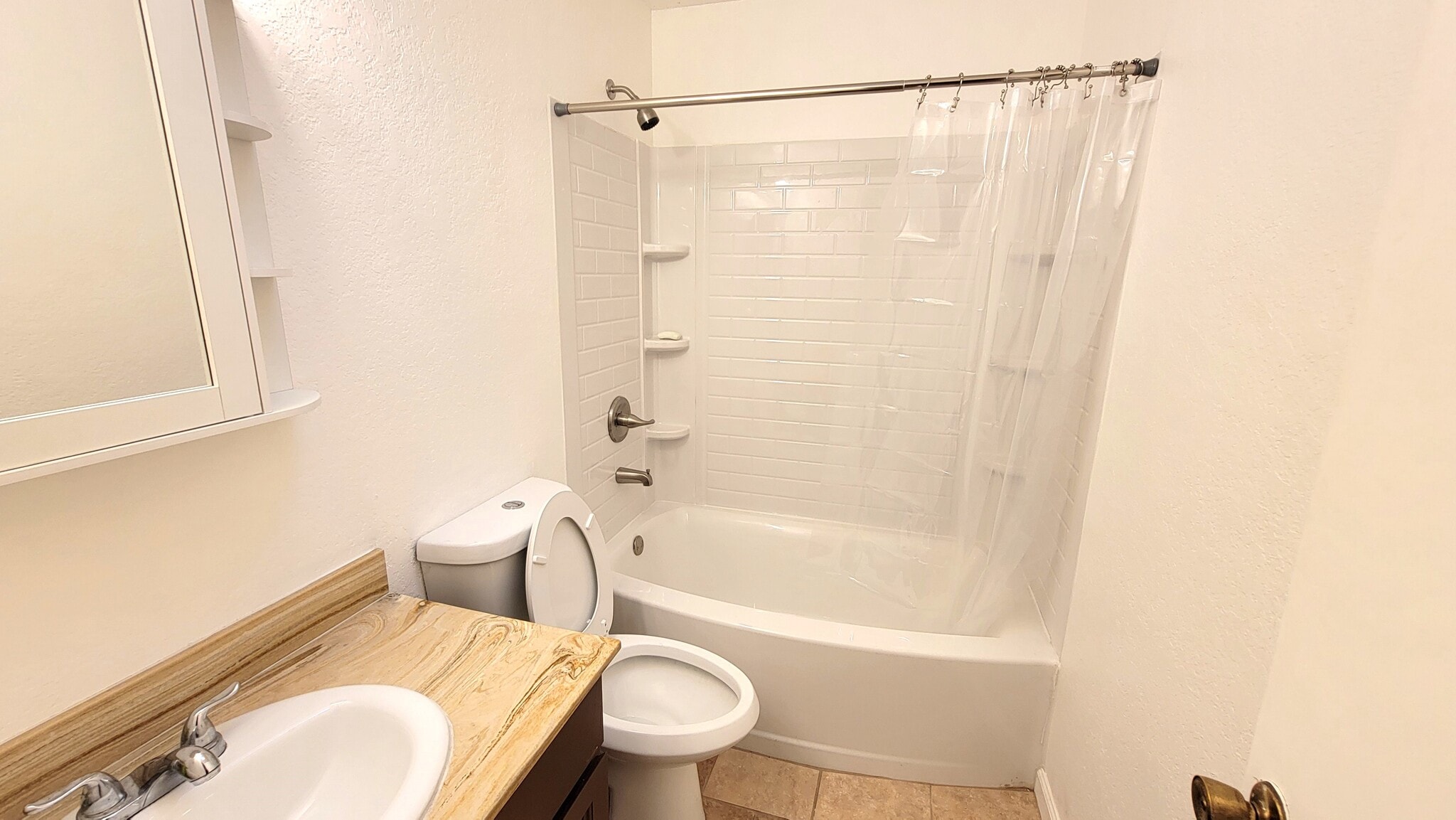 Building Photo - 7400 N Meredith Blvd