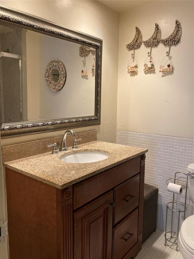 Building Photo - 4010 Galt Ocean Dr