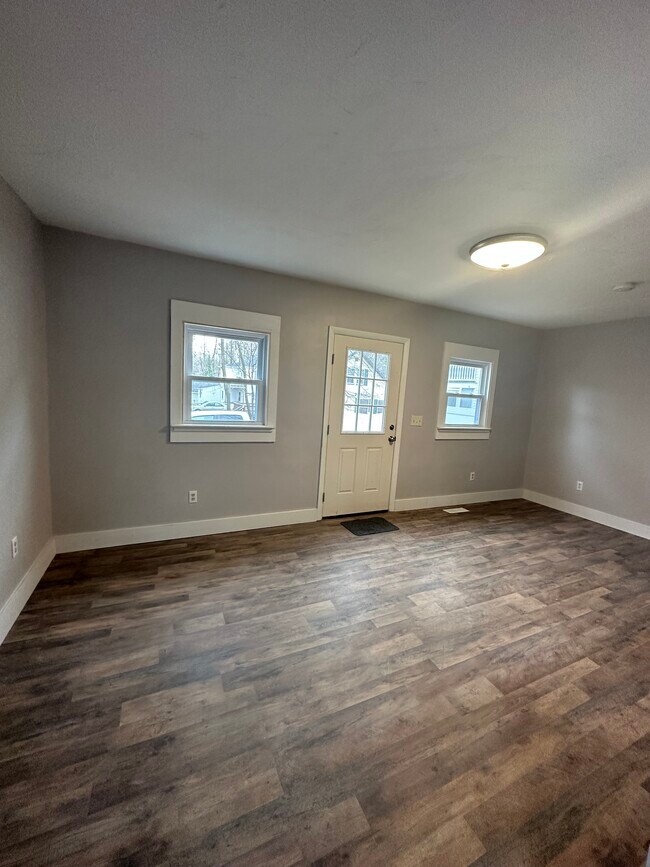 Building Photo - 55 Gilford Ave