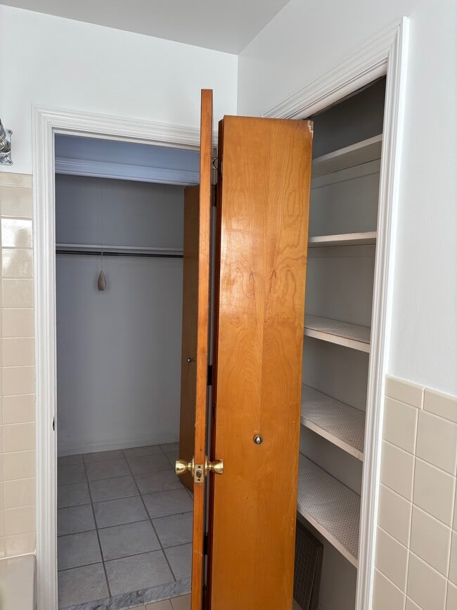 Building Photo - 3301 A