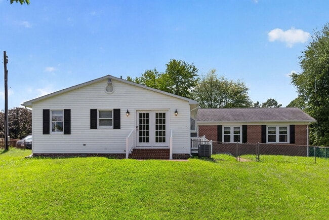 Building Photo - 26646 Three Notch Rd