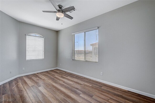 Building Photo - 684 Sumatra Pl