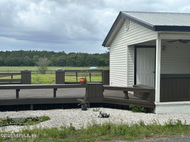 Building Photo - 9465 Cowpen Branch Rd