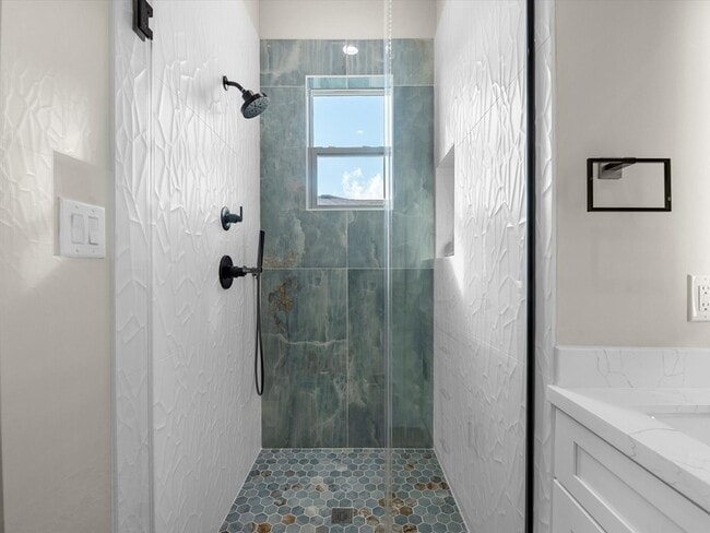 Building Photo - 1102 64th St