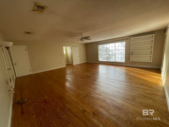 Building Photo - 6621 Purvis Rd