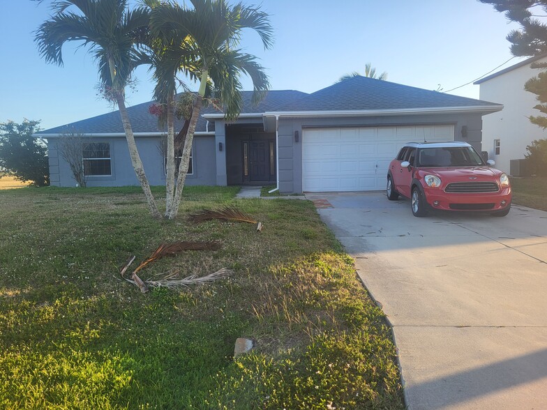 Primary Photo - 3238 NW 15th Ln