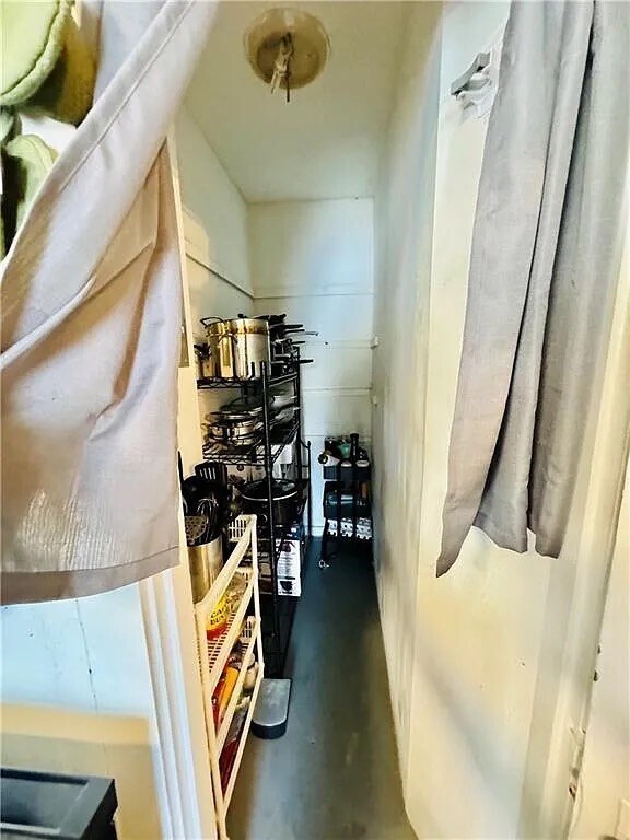 Building Photo - 1071 Main St