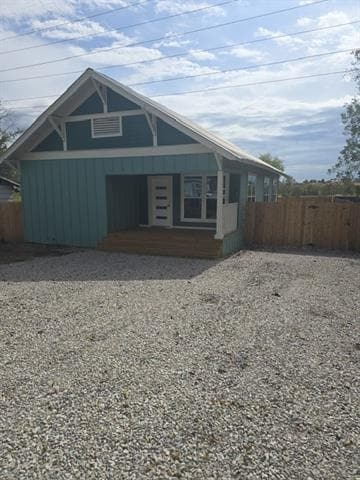 Building Photo - 608 E Pecan St