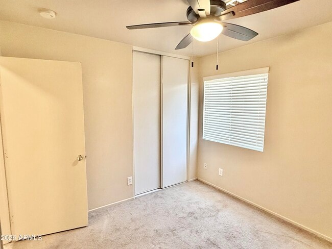 Building Photo - 16128 W Sherman St