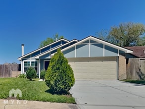 Building Photo - 4919 Quebec Blvd