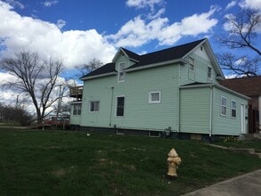 Building Photo - 2-Story 4 Bed/2 Bath Home with Basement & W/D