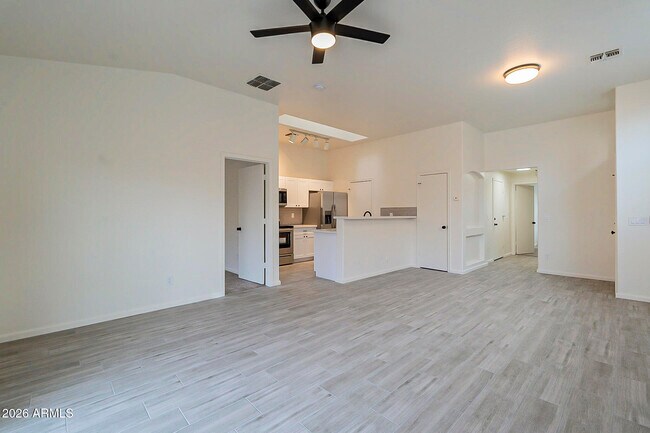 Building Photo - 6610 E University Dr